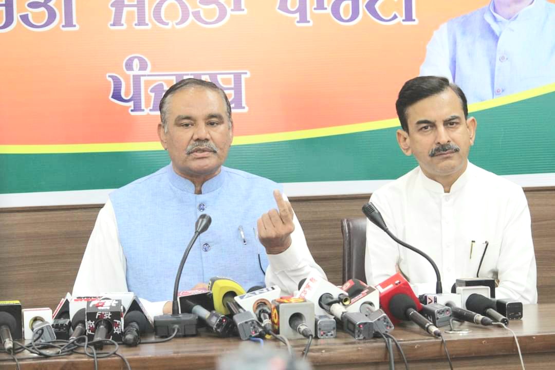 Sampla called Finance Minister Harpal Singh Cheema's claim in the post matric scholarship case a big lie